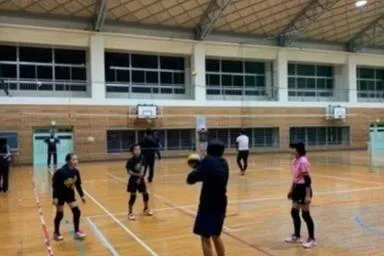 バレーの試合の様子